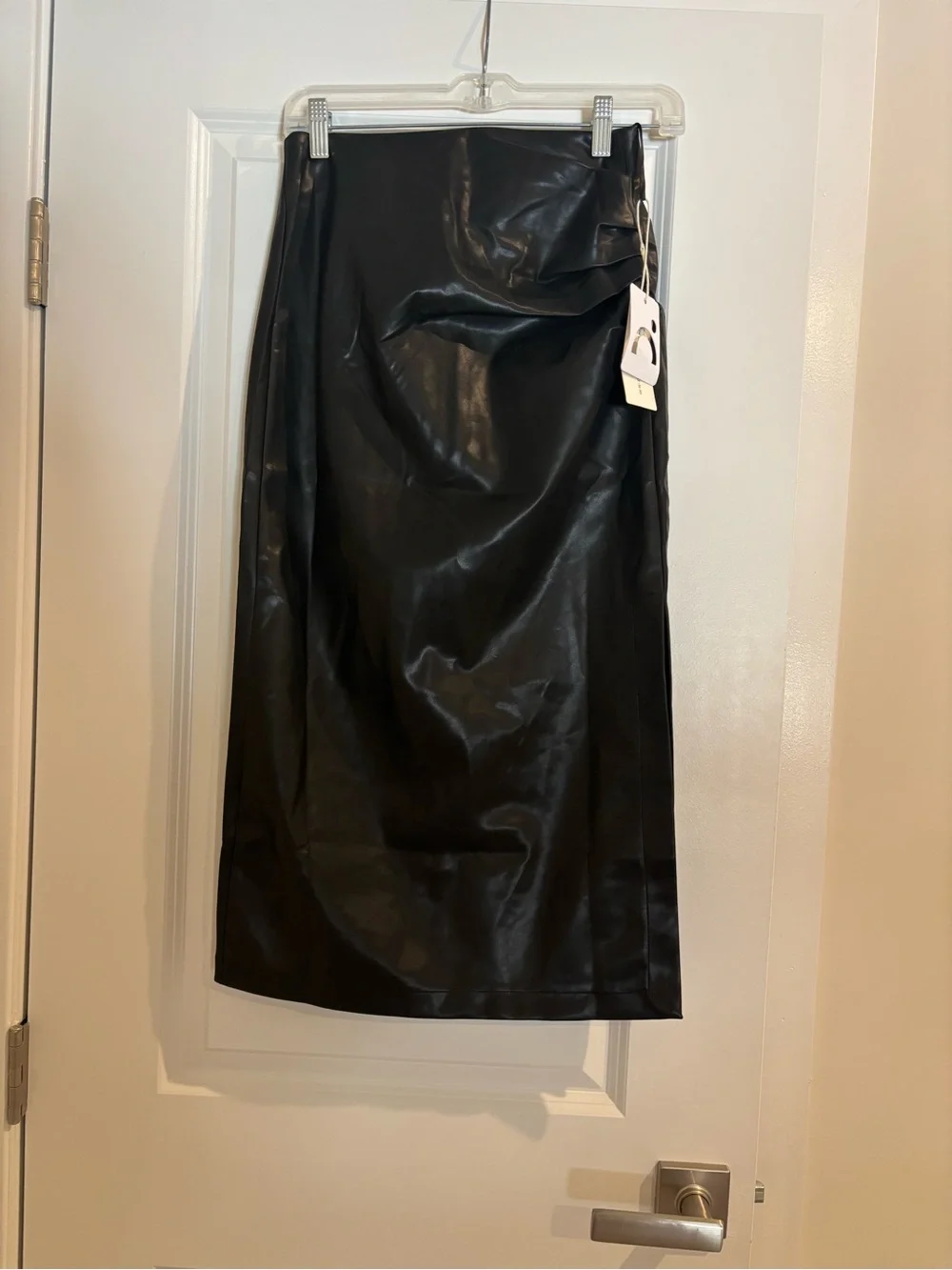 Commense Black Faux Leather Midi Skirt
